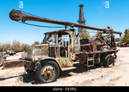 California, Kern County, Taft, West Kern Oil Museum, on original site, the Jameson #17 oil well drilled 1917, 2452 ft. deep Stock Photo