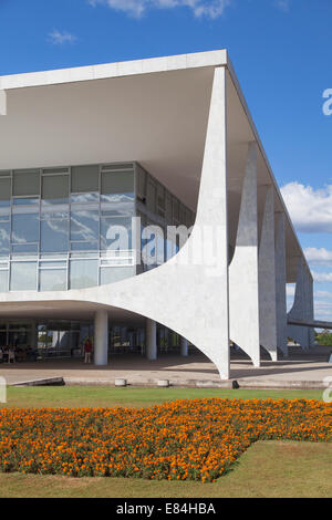 The Palacio do Planalto ( Presidential Palace) is the office of the ...