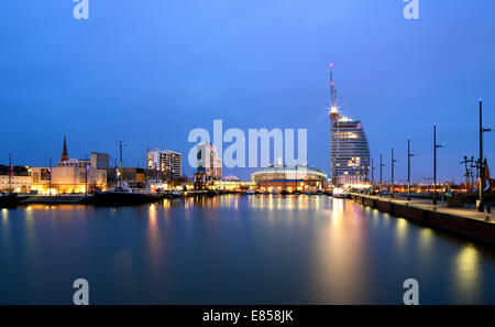 Mediterraneo shopping centre, Atlantic Hotel Sail City, Klimahaus Bremerhaven, Columbus Center, Havenwelten, Neuer Hafen Stock Photo