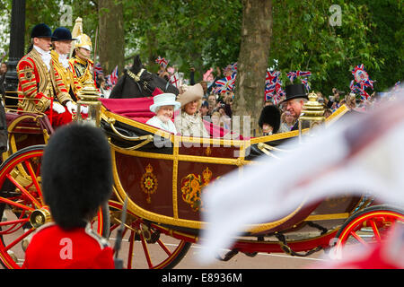 Queen Elizabeth the second,Prince Charles and Camilla parade in the Mall Stock Photo