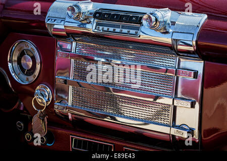 1948 Buick 56C Super Classic vintage antique classic car - Interior view of dashboard and console. Stock Photo