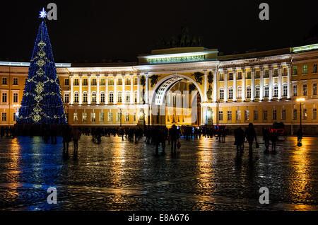 Traditional Christmas tree on the Palace Square, with the General Staff Building in the background, Saint Petersburg, Russia