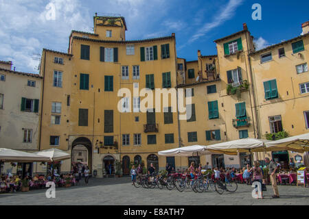 'Anfiteatro Romano', Lucca, Tuscany, Italy Stock Photo