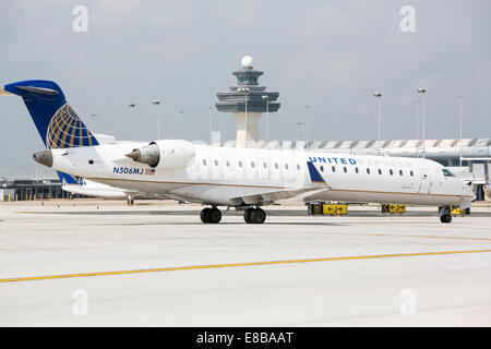 Dulles International Airport, Virginia, USA. 2nd October, 2014. Aircraft operations at Washington Dulles International Airport in Dulles, Virginia on October 2, 2014. Credit:  Kristoffer Tripplaar/Alamy Live News Stock Photo