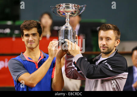 Ariake Coliseum, Tokyo, Japan. 5th Oct, 2014. Pierre-Hugues Herbert (FRA) & Michal Przysiezny (POL), OCTOBER 5, 2014 - Tennis : Rakuten Japan Open Tennis Championships 2014, the doubles Victory ceremony at Ariake Coliseum, Tokyo, Japan. © Yohei Osada/AFLO SPORT/Alamy Live News Stock Photo