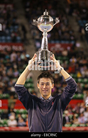 Ariake Coliseum, Tokyo, Japan. 5th Oct, 2014. Kei Nishikori (JPN), OCTOBER 5, 2014 - Tennis : Rakuten Japan Open Tennis Championships 2014, Victory ceremony at Ariake Coliseum, Tokyo, Japan. © Yohei Osada/AFLO SPORT/Alamy Live News Stock Photo