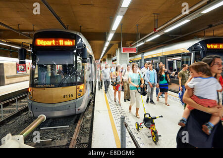 Illustration picture shows a crowded of people walking in metro Rogier station Stock Photo