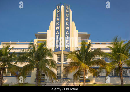BREAKWATER HOTEL (©ANTON SKISLEWICZ 1939) OCEAN DRIVE SOUTH BEACH MIAMI BEACH FLORIDA USA Stock Photo