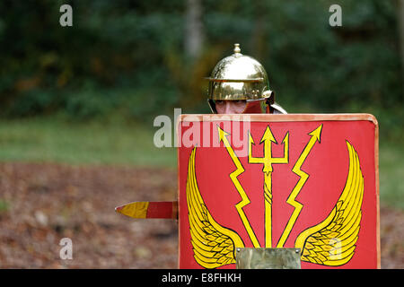 Vexillation Roman Legionaries of the Vexillation of Legio IX Hispania portrayed by ...