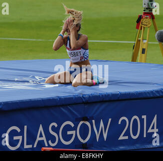 Jayne Nisbet (SCO) leaves the competition - Womens High Jump Final. Athletics - Hampden Park - Glasgow - UK - 01/08/2014 - Commo Stock Photo