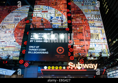 Times Square Subway. 1560 Broadway, between 46th and 47th Street . Telephone 212-869-5667 (8:00 to 20:00) . Nearly thirty millio Stock Photo