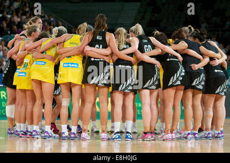 Netball Pic. Vector Silver Ferns huddle during Game 3 of the Constellation Cup series ...