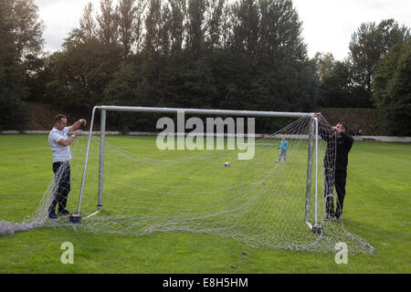 Training session at the Jimmy Johnstone Academy, in Cathkin Park, Mount Florida area, Glasgow, Scotland Stock Photo