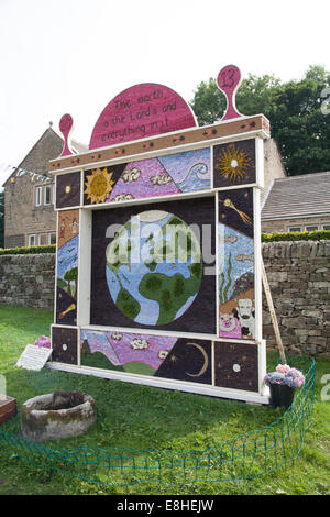 2013 Well Dressing - The earth is the Lord's and everything in it Eyam village Derbyshire Peak District England United Kingdom Stock Photo