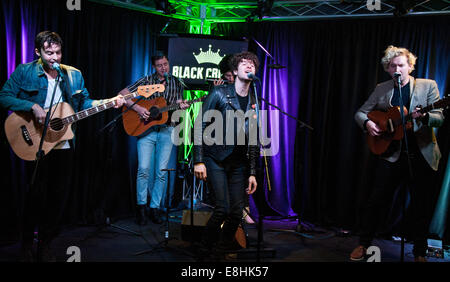 Bala Cynwyd, Pennsylvania, USA. 7th October, 2014. British Alternative Rock Band The Kooks Perform at Radio 104.5's Performance Theatre on October 07, 2014 in Bala Cynwyd, Pennsylvania, United States. Credit:  Paul Froggatt/Alamy Live News Stock Photo