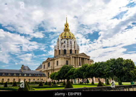Hotel national des Invalides is a complex of buildings containing museums and monuments, as well as a hospital and a retirement Stock Photo