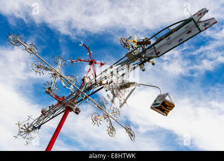 Wilson, North Carolina, USA. 08th Oct, 2014. Detail of one of five whirligigs by artist Vollis Simpson now up and twisting in the wind at Whirligig Park. Mr. Simpson, who died 2013 at the age of 94, made scores of whirligig sculptures over his lifetime, 31 of which will eventually be restored and installed at the park in Historic Downtown Wiilson. © Brian Cahn/ZUMA Wire/Alamy Live News Stock Photo