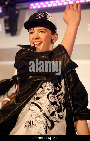 Christmas lights switch on at the Trafford Centre, Manchester.  George Sampson. Stock Photo