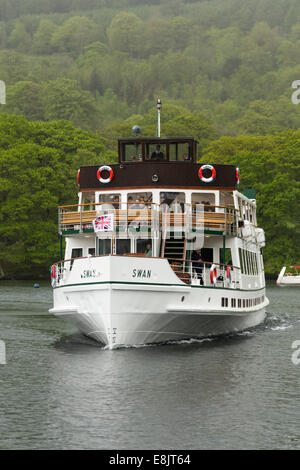 Steamer cruiser boat The Swan on Lake Windermere at Bowness pier Stock ...