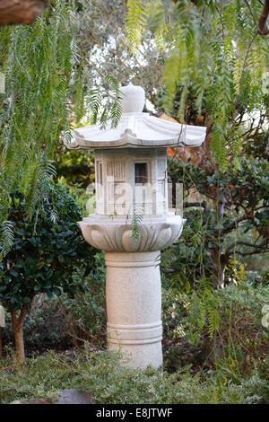 Stone lanterns, Japanese garden, Monaco Stock Photo: 57511216 - Alamy