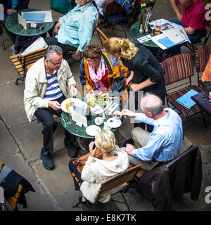 People Dining at Davys Covent Garden Market London Stock Photo