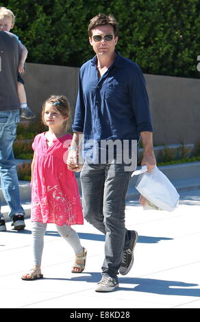 Jason Bateman shopping at the Farmers Market with his daughters, Francesca and Maple, in Beverly Hills  Featuring: Jason Bateman,Francesca Bateman Where: Los Angeles, California, United States When: 06 Apr 2014 Stock Photo