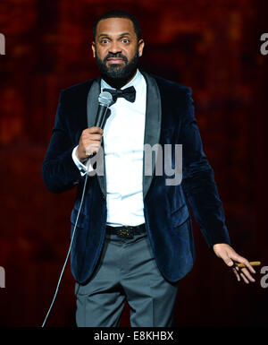 Mike Epps performs during the After Dark Tour at Fillmore Miami Beach at Jackie Gleason Theater  Featuring: Mike Epps Where: Miami Beach, Florida, United States When: 06 Apr 2014 Stock Photo