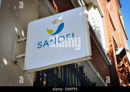 Laboratoire Sanofi Aventis, Maisons Alfort Stock Photo: 74193206 - Alamy