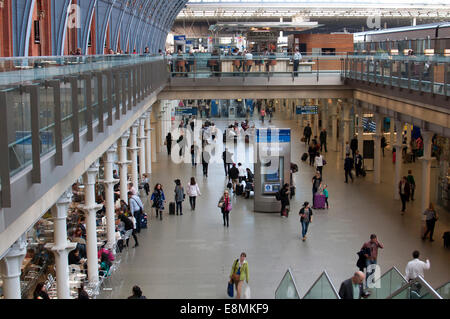 The concourse at St. Pancras International station, London, UK Stock Photo