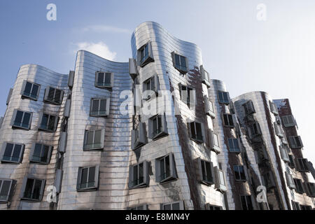 Stock Photo - Dusseldorf, Germany. The Neuer Zollhof building designed by Frank Gehry at the Medienhafen (Media Harbour). Stock Photo
