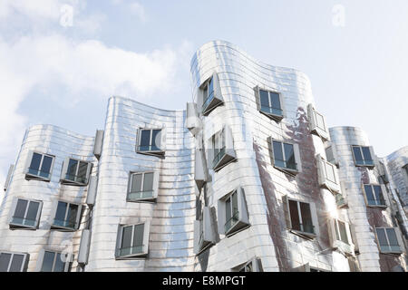 Stock Photo - Dusseldorf, Germany. The Neuer Zollhof building designed by Frank Gehry at the Medienhafen (Media Harbour). Stock Photo