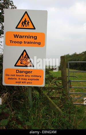 Ministry of Defence, shooting range Beckingham near Newark off A17 Training area, isolated the noise can be heard for miles, military firing area. Stock Photo