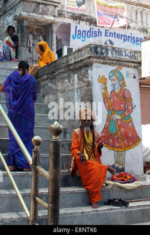 Holy man outside the Jagdish Mandir temple in Udaipur, India Stock Photo