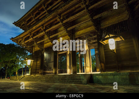 Nandaimon, the south gate of Todaiji temple in Nara park, Japan at night in July 2014 Stock Photo