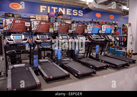 Treadmills for sale at Dick's Sporting Goods in Roosevelt Field Mall in Garden City, Long Island, New York Stock Photo