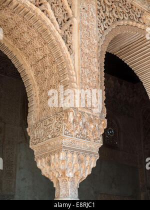 Arch detail in the Patio de Mexuar, Palace of Alhambra, Granada ...