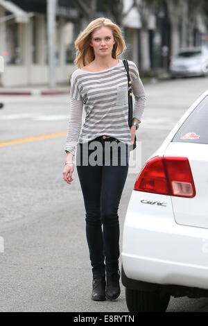 Sara Paxton seen leaving Ken Paves hair salon.  Featuring: Sara Paxton Where: Los Angeles, California, United States When: 11 Apr 2014 Stock Photo