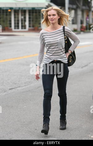 Sara Paxton seen leaving Ken Paves hair salon.  Featuring: Sara Paxton Where: Los Angeles, California, United States When: 11 Apr 2014 Stock Photo