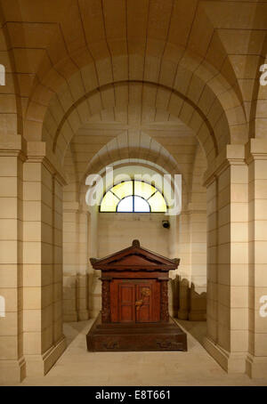 Sarcophagus of Rousseau in the Pantheon, Paris, Île-de-France, France Stock Photo