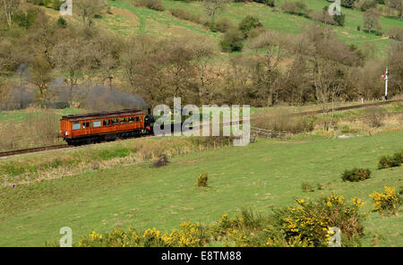 Class J72 0-6-0 tank locomotive No 69023 Joem hauling the 'Old Gentleman's Saloon' on the North Yorkshire Moors Railway, UK. Stock Photo