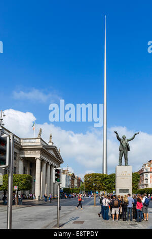 The Spire of Dublin, statue of Jim Larkin and the General Post Office, O'Connell Street, Dublin City, Republic of Ireland Stock Photo