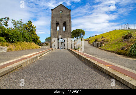 Cornish pumphouse at Waihi's gold mine Stock Photo