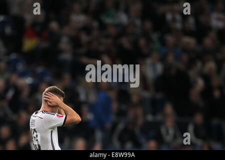 Gelsenkirchen, Germany. 14th Oct, 2014. Toni Kroos of Germany reacts after the final whistle during the UEFA EURO 2016 qualifying soccer match between Germany and Ireland at Arena Auf Schalke in Gelsenkirchen, Germany, 14 October 2014. Photo: Fredrik von Erichsen/dpa/Alamy Live News Stock Photo