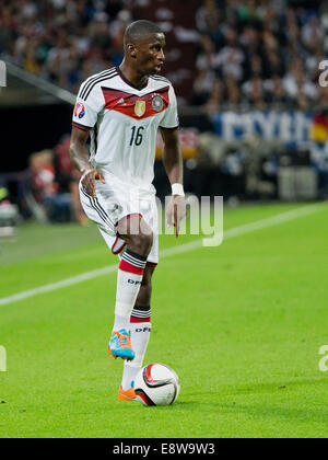 Gelsenkirchen, Germany. 14th Oct, 2014. Germany's Antonio Ruediger plays the ball during the UEFA EURO 2016 qualifying soccer match between Germany and Ireland at Arena Auf Schalke in Gelsenkirchen, Germany, 14 October 2014. Photo: Rolf Vennenbernd/dpa/Alamy Live News Stock Photo