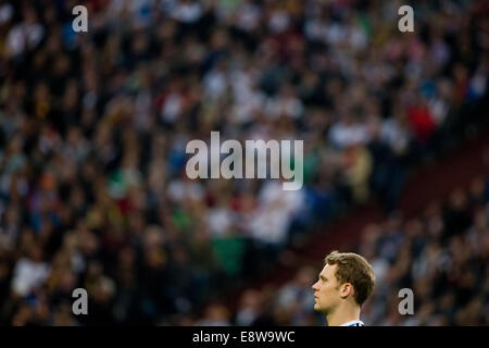 Gelsenkirchen, Germany. 14th Oct, 2014. Germany's goalkeeper Manuel Neuer looks on during the UEFA EURO 2016 qualifying soccer match between Germany and Ireland at Arena Auf Schalke in Gelsenkirchen, Germany, 14 October 2014. Photo: Rolf Vennenbernd/dpa/Alamy Live News Stock Photo