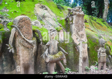 Sculptures in Osun Sacred Grove, UNESCO site in Oshogbo, Nigeria, dedicated to the Yoruba goddess of fertility Stock Photo