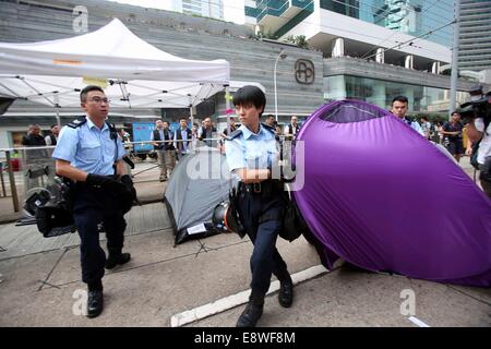 Hong Kong. 14th Oct, 2014. The 17th day of occupy central, polices are cleaning the roadblocks and drive protesters in Hongkong, China on 14th October, 2014 Credit:  Top Photo Corporation/Alamy Live News Stock Photo