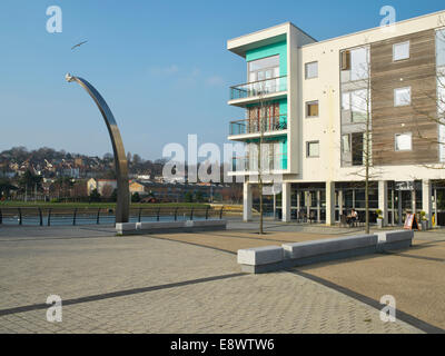 Pedestrianised courtyard and apartment building in Portishead, Severn Estuary, Bristol, Somerset, England, UK. Stock Photo