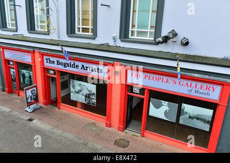 Stock Photo - The Bogside Artists gallery and shop, Derry, Londonderry, Northern Ireland. ©George Sweeney /Alamy Stock Photo