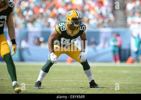 Miami Gardens FL, USA. 12th Oct, 2014. Brad Jones #59 of Green Bay in action during the NFL football game between the Miami Dolphins and Green Bay Packers at Sun Life Stadium in Miami Gardens FL. The Packers defeated the Dolphins 27-24. © csm/Alamy Live News Stock Photo
